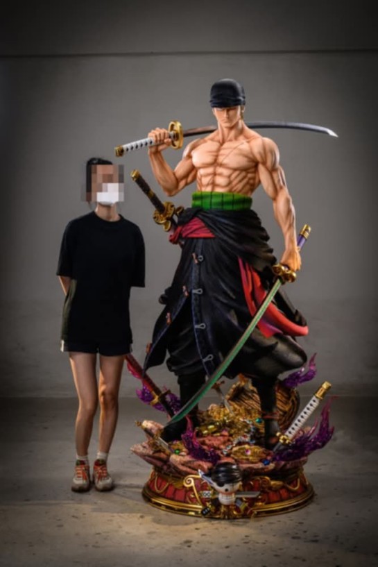 Roronoa Zoro Taille réelle...